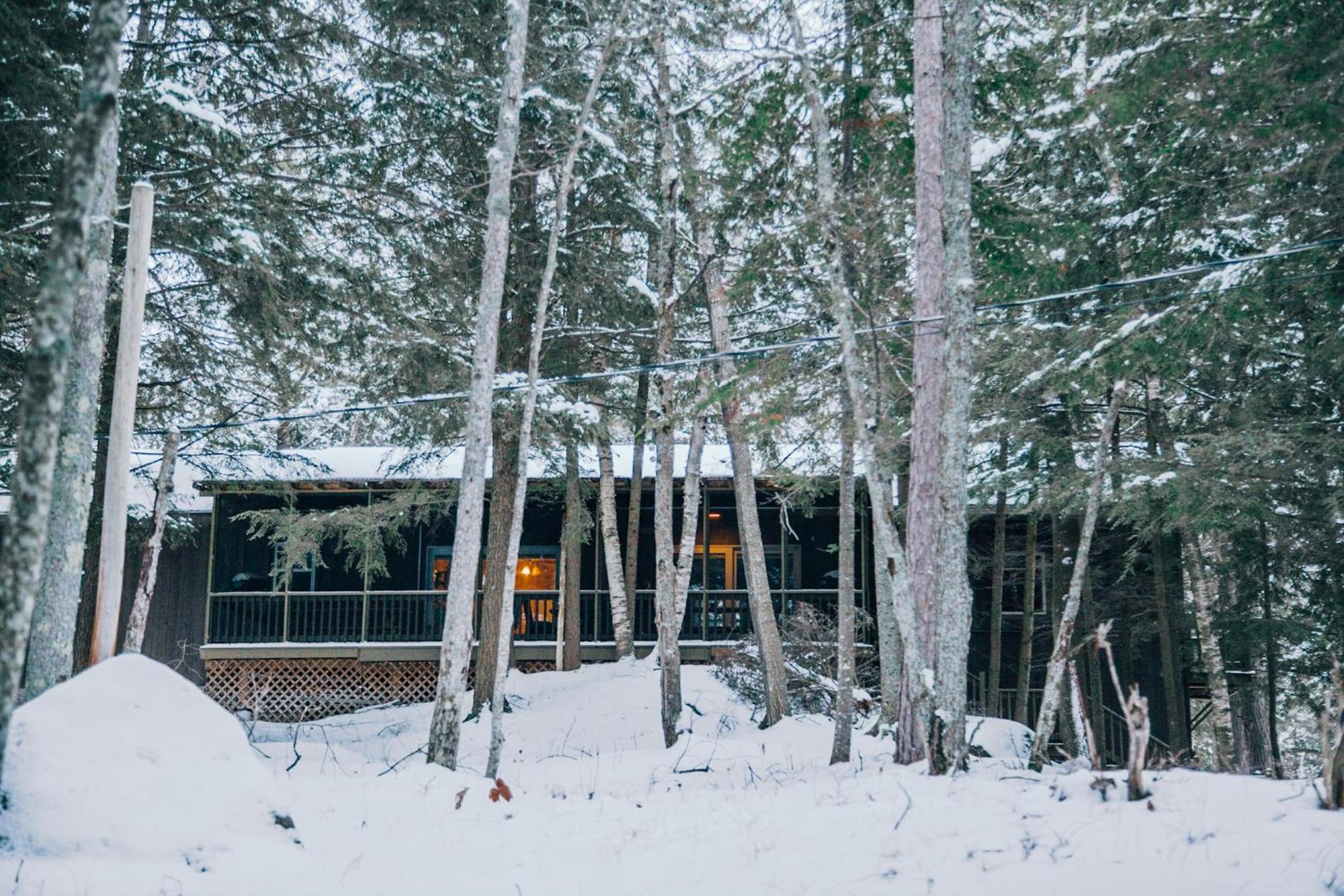 Motel Long Lake And Cottages Extérieur photo