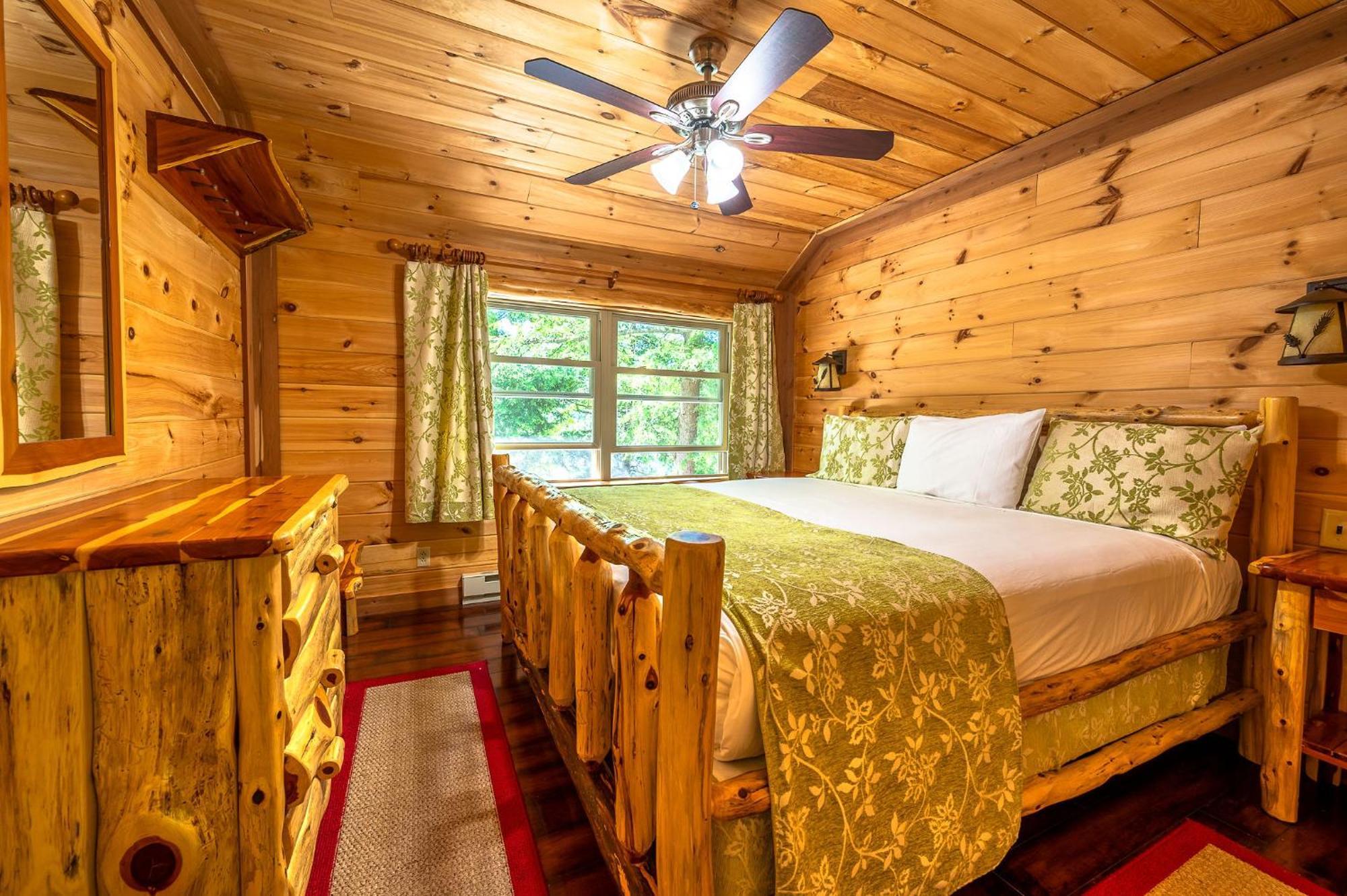 Motel Long Lake And Cottages Extérieur photo